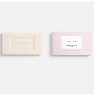 Gris Dior Perfumed Soap

Solid soap